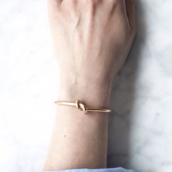 Woman’s Fashion Gold Marine Knot Bracelet Bangle - Picture 5 of 8